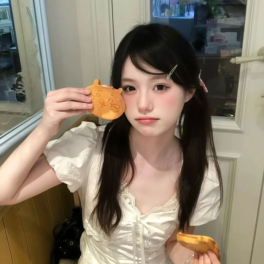 Pink Ice Cream Cupcakes